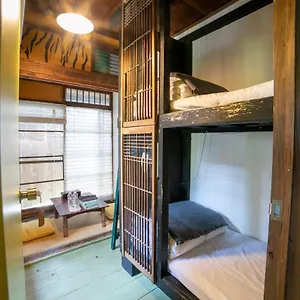 Maison d'hôtes Sacra ヴィラサクラ, Kamakura